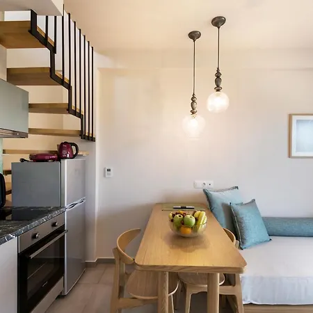 Dionysus & Apartment *