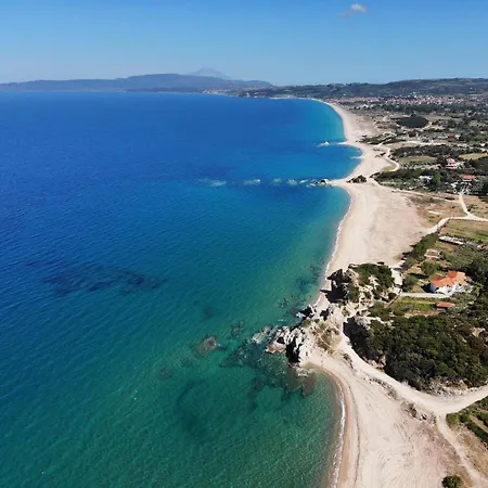 شقة Dionysus & إيريسوس