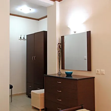 Dionysus & إيريسوس